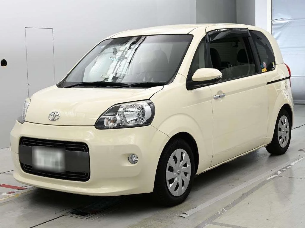Toyota Porte NSP141 2018