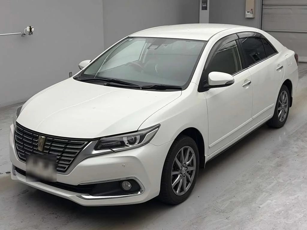 Toyota Premio ZRT260 2018