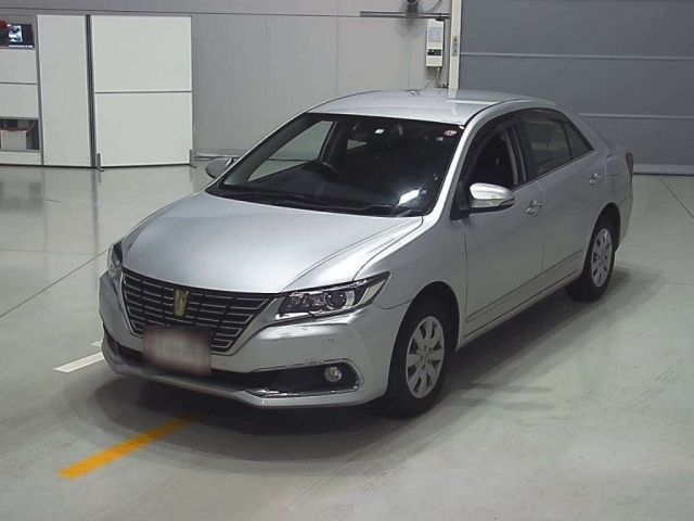 30114 Toyota Premio ZRT265 2018 г. (CAA Chubu)