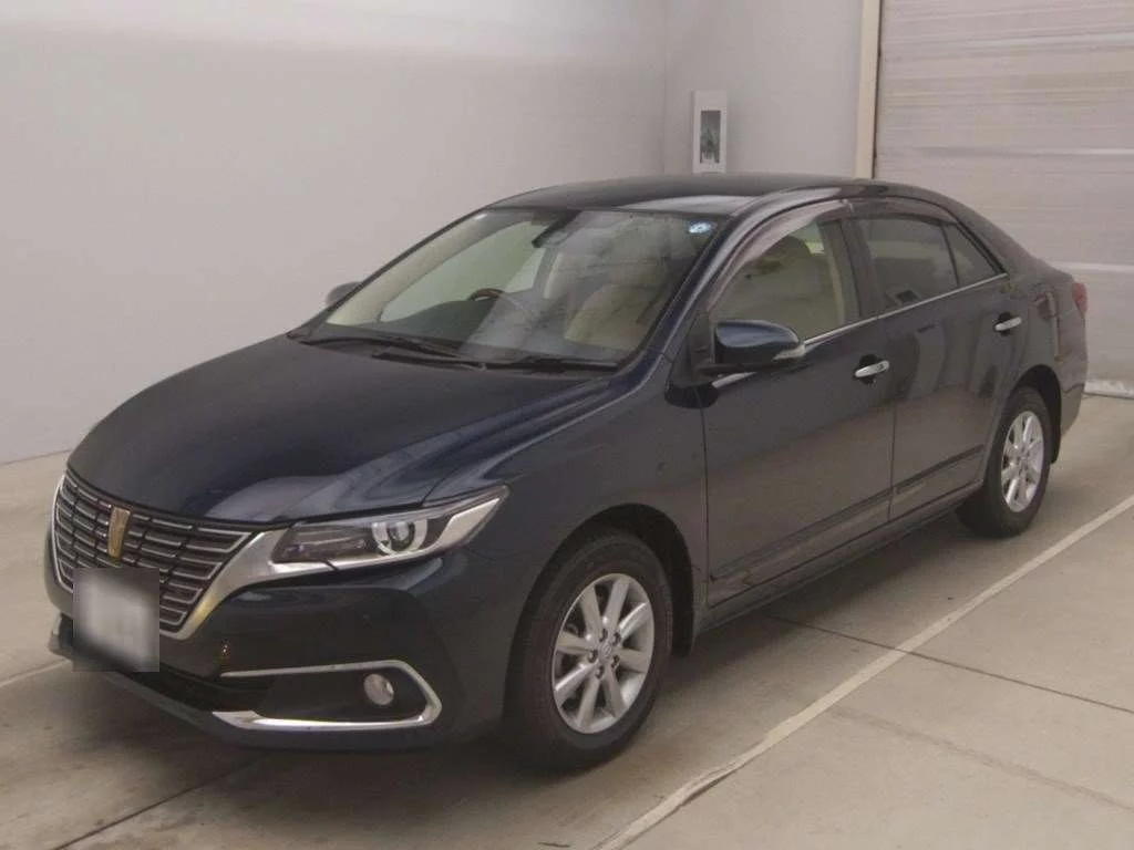 Toyota Premio ZRT265 2019