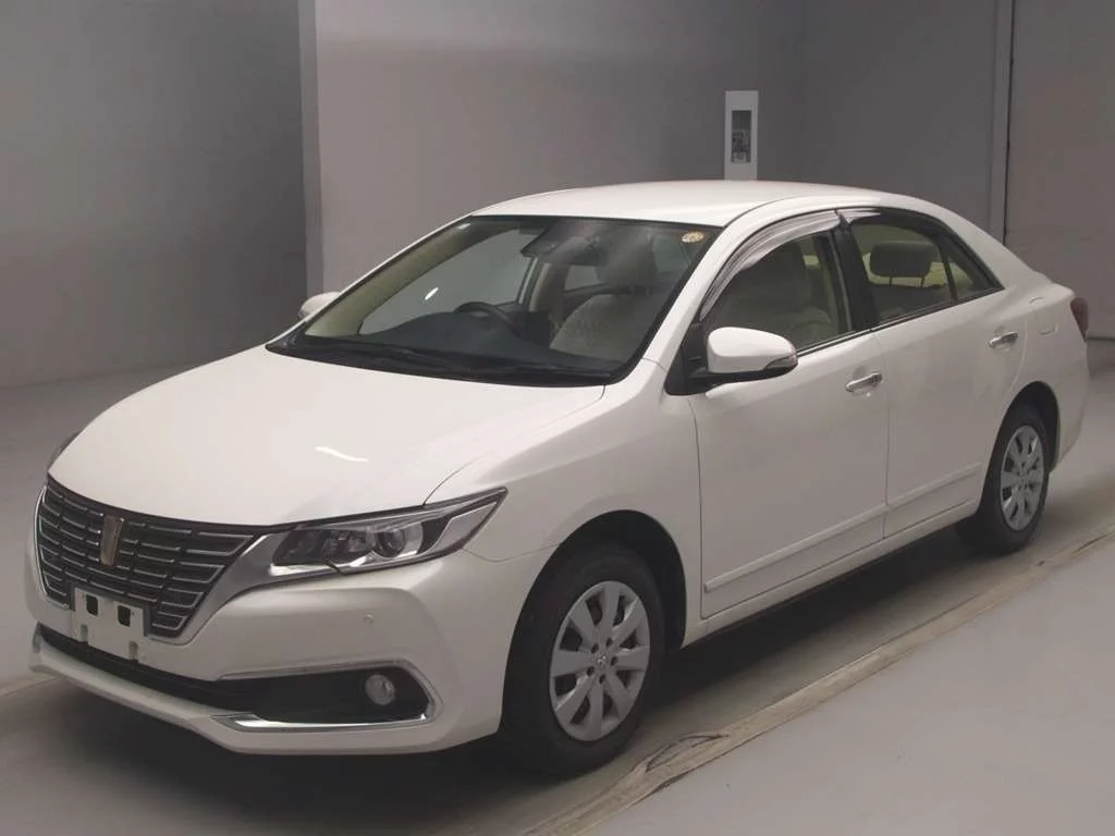 Toyota Premio ZRT260 2018