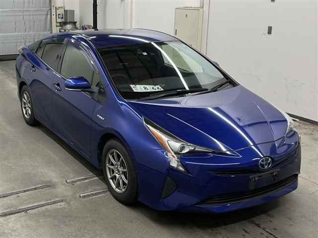 10041 Toyota Prius ZVW50 2018 г. (MIRIVE Saitama)