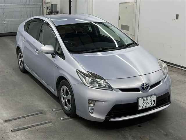 10099 Toyota Prius ZVW30 2013 г. (MIRIVE Saitama)