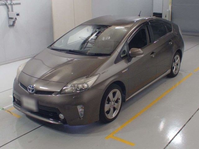 11124 Toyota Prius ZVW30 2013 г. (CAA Chubu)