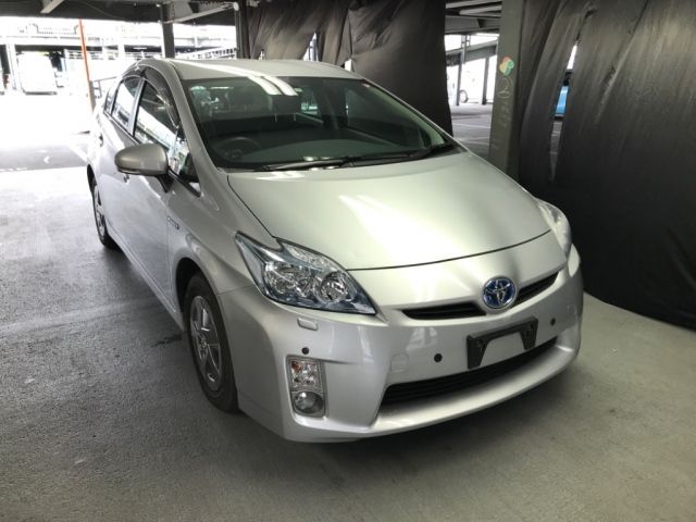 1139 Toyota Prius ZVW30 2011 г. (NISSAN Osaka)