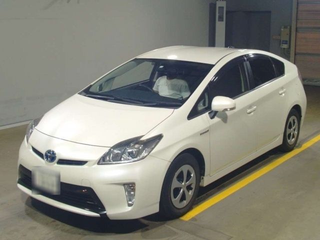 12652 Toyota Prius ZVW30 2014 г. (TAA Yokohama)