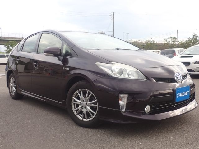 14037 Toyota Prius ZVW30 2012 г. (AUCNET)