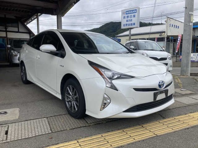 14503 Toyota Prius ZVW55 2016 г. (AUCNET)