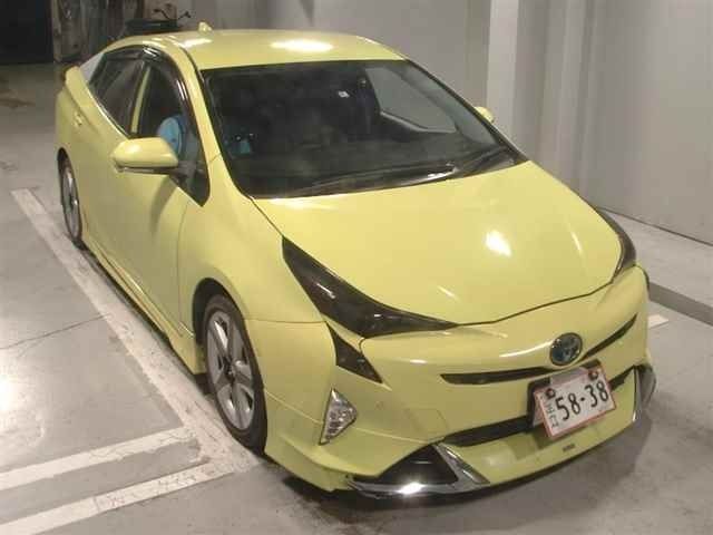 188 Toyota Prius ZVW51 2015 г. (JU Tokyo)