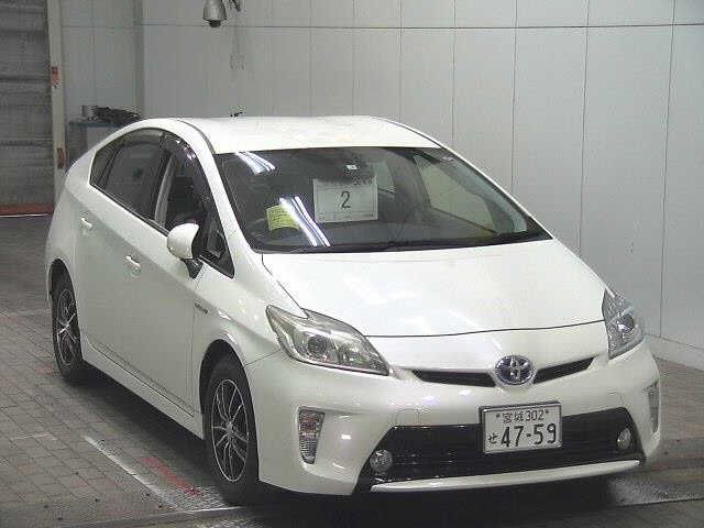 2 Toyota Prius ZVW30 2013 г. (JU Fukushima)