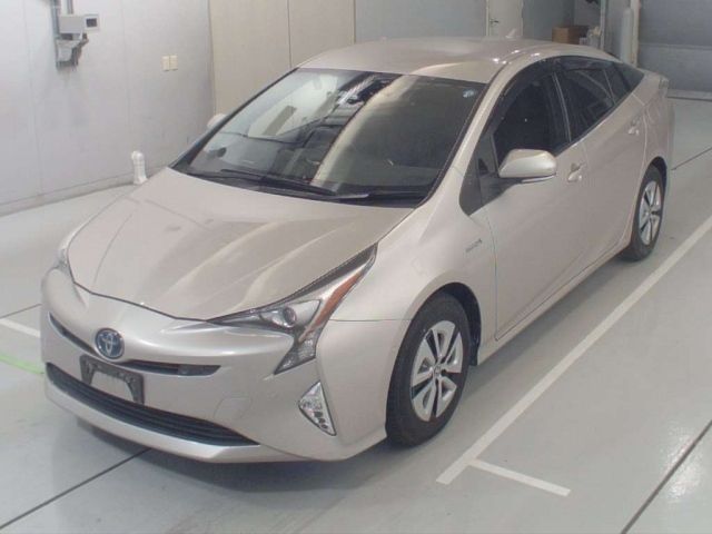 20195 Toyota Prius ZVW51 2016 г. (CAA Chubu)