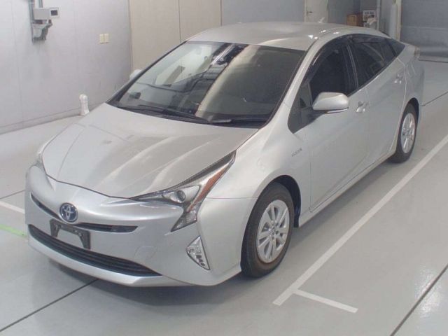 20235 Toyota Prius ZVW50 2018 г. (CAA Chubu)