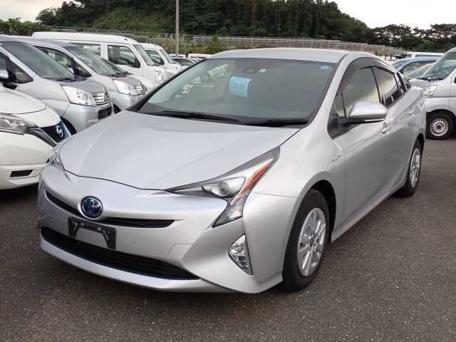 2113 Toyota Prius ZVW55 2018 г. (ORIX Atsugi Nyusatsu)