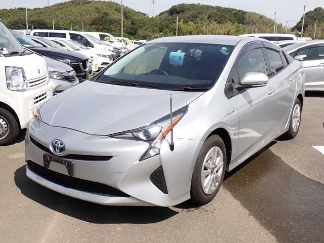 2193 Toyota Prius ZVW50 2016 г. (ORIX Atsugi Nyusatsu)