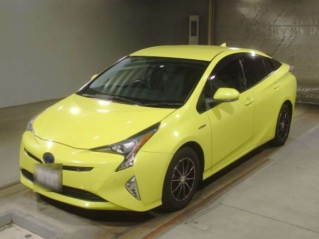 2362 Toyota Prius ZVW51 2018 г. (TAA Kinki)