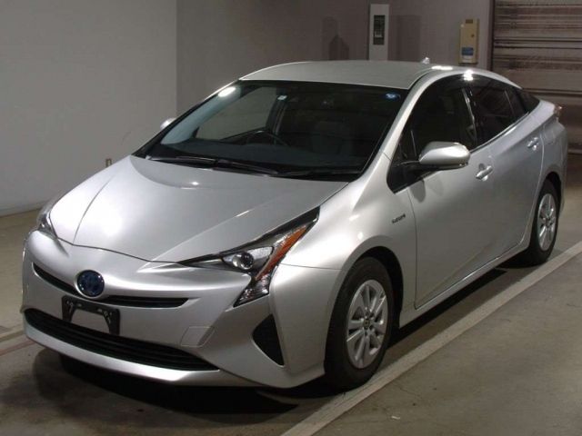 2462 Toyota Prius ZVW50 2016 г. (TAA Chubu)