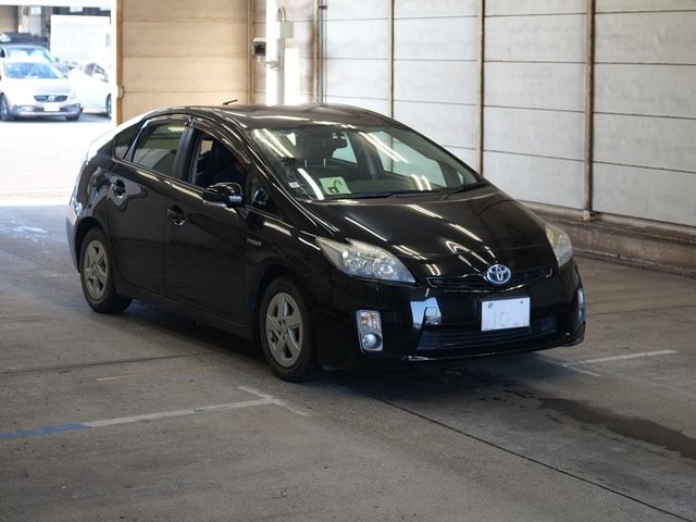 2596 Toyota Prius ZVW30 2011 г. (ARAI Bayside)