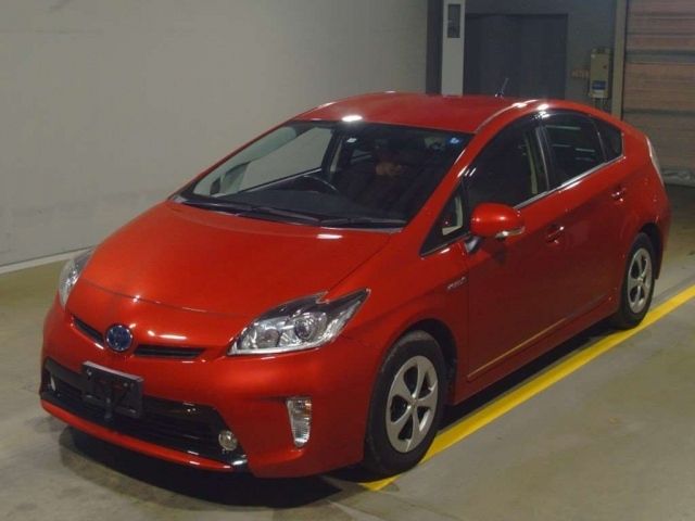 274 Toyota Prius ZVW30 2013 г. (TAA Yokohama)