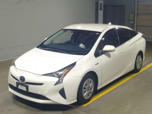 277 Toyota Prius ZVW50 2016 г. (TAA Yokohama)