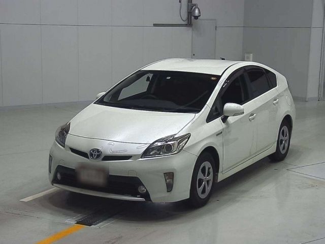 30061 Toyota Prius ZVW30 2014 г. (CAA Chubu)