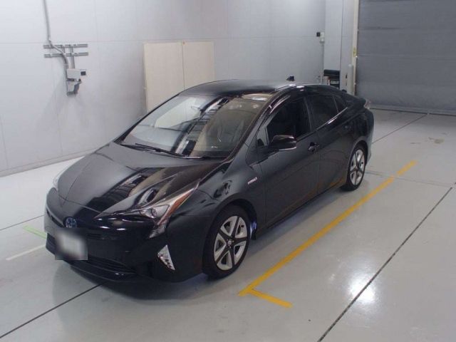 30092 Toyota Prius ZVW55 2016 г. (CAA Chubu)