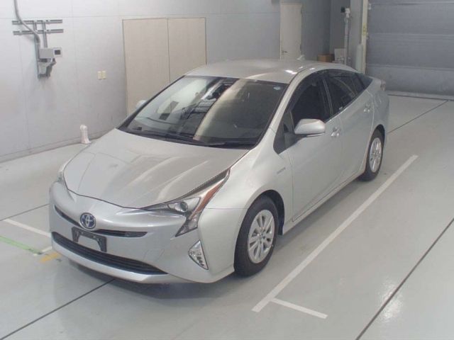 30101 Toyota Prius ZVW50 2018 г. (CAA Chubu)