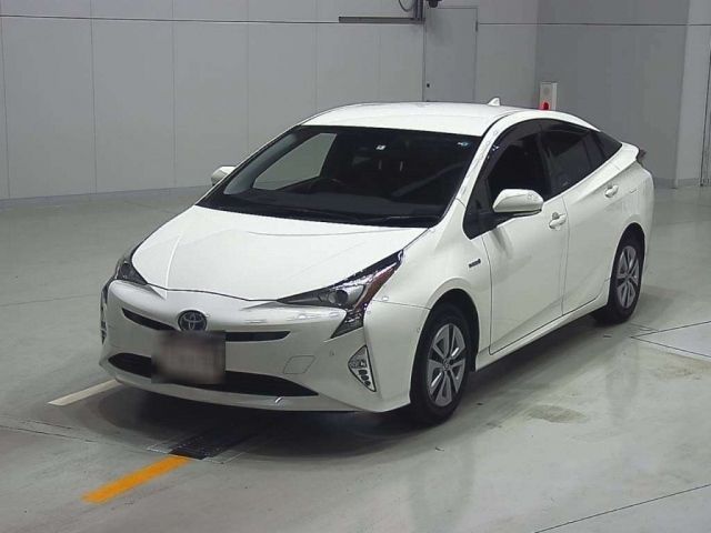 30104 Toyota Prius ZVW55 2018 г. (CAA Chubu)