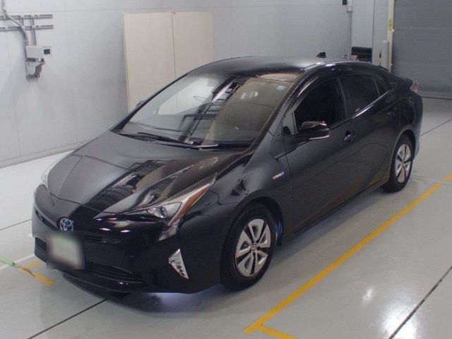 30106 Toyota Prius ZVW51 2016 г. (CAA Chubu)