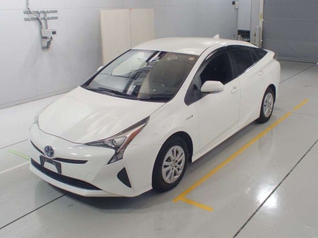 30119 Toyota Prius ZVW50 2018 г. (CAA Chubu)