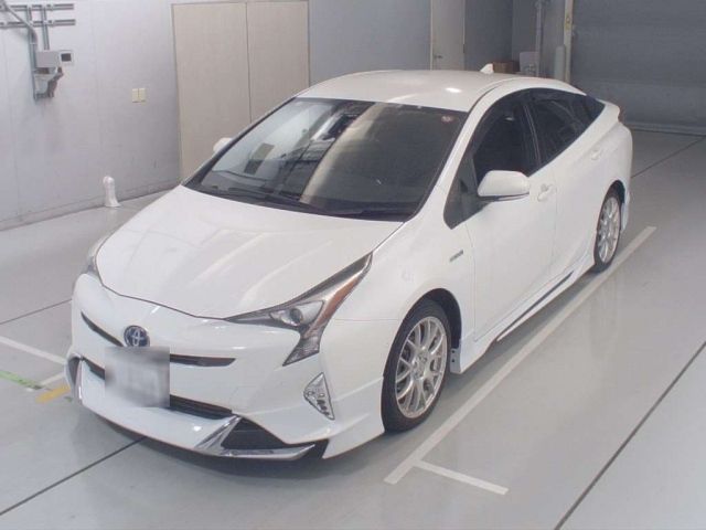 30254 Toyota Prius ZVW51 2018 г. (CAA Chubu)