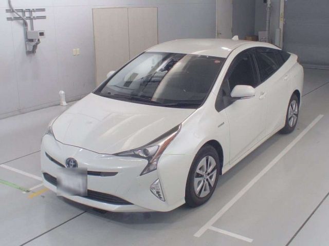 30266 Toyota Prius ZVW51 2018 г. (CAA Chubu)