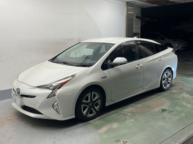 3033 Toyota Prius ZVW51 2017 г. (KCAA Kyoto)