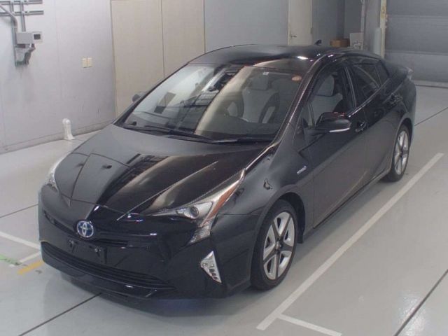 30371 Toyota Prius ZVW51 2018 г. (CAA Chubu)