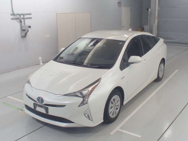 30385 Toyota Prius ZVW50 2018 г. (CAA Chubu)