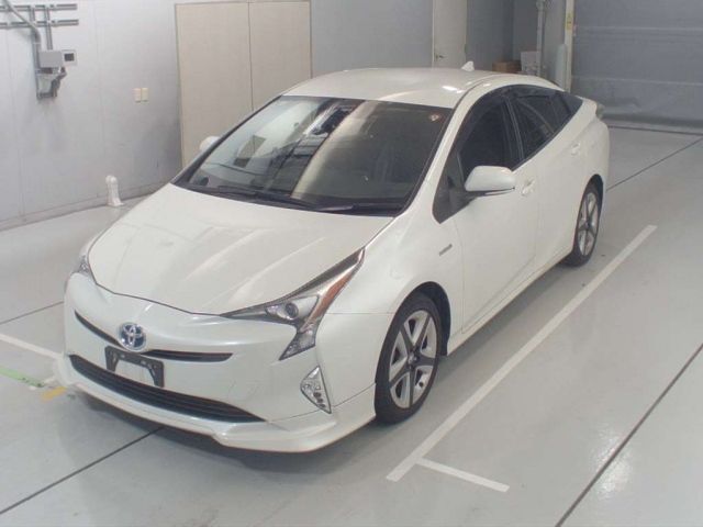 30476 Toyota Prius ZVW50 2018 г. (CAA Chubu)