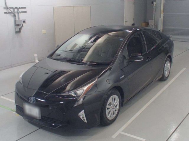 30493 Toyota Prius ZVW51 2015 г. (CAA Chubu)