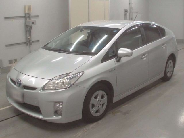 30503 Toyota Prius ZVW30 2011 г. (CAA Tokyo)