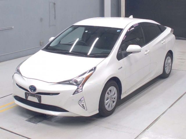 30523 Toyota Prius ZVW50 2018 г. (CAA Gifu)