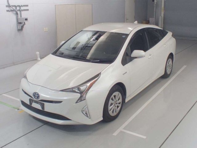 30568 Toyota Prius ZVW50 2018 г. (CAA Chubu)