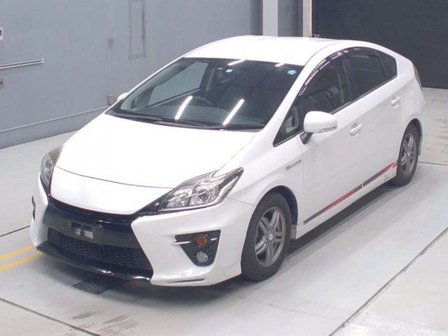 30595 Toyota Prius ZVW30 2013 г. (CAA Gifu)