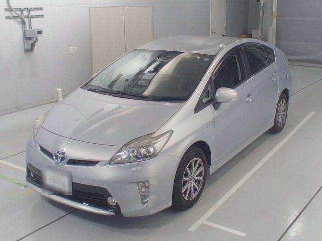 30623 Toyota Prius ZVW30 2013 г. (CAA Chubu)