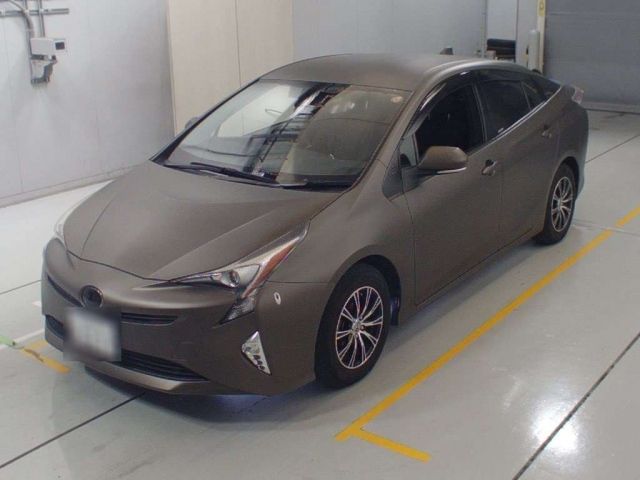 30658 Toyota Prius ZVW50 2016 г. (CAA Chubu)