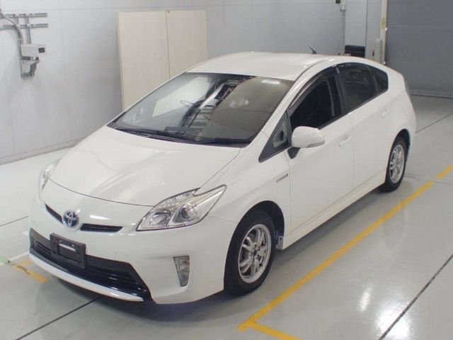 30665 Toyota Prius ZVW30 2014 г. (CAA Chubu)