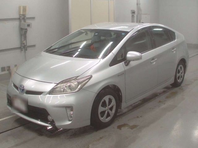 30817 Toyota Prius ZVW30 2012 г. (CAA Tokyo)