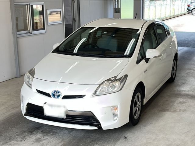 3215 Toyota Prius ZVW30 2012 г. (KCAA Minami Kyushu)