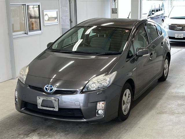 3255 Toyota Prius ZVW30 2011 г. (KCAA Minami Kyushu)