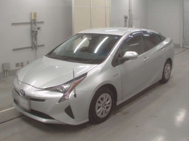 33059 Toyota Prius ZVW50 2016 г. (CAA Tokyo)