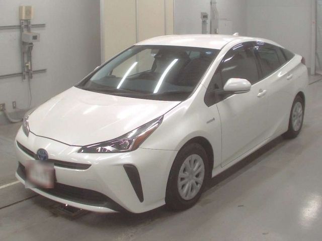 33120 Toyota Prius ZVW51 2019 г. (CAA Tokyo)