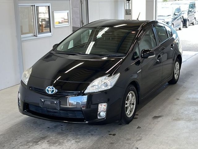 3373 Toyota Prius ZVW30 2011 г. (KCAA Minami Kyushu)