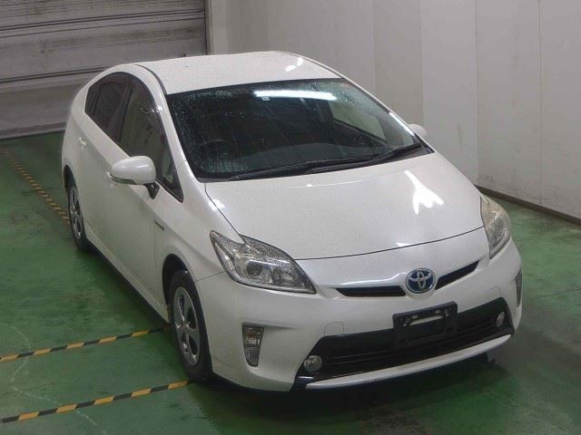 3628 Toyota Prius ZVW30 2014 г. (JU Niigata)